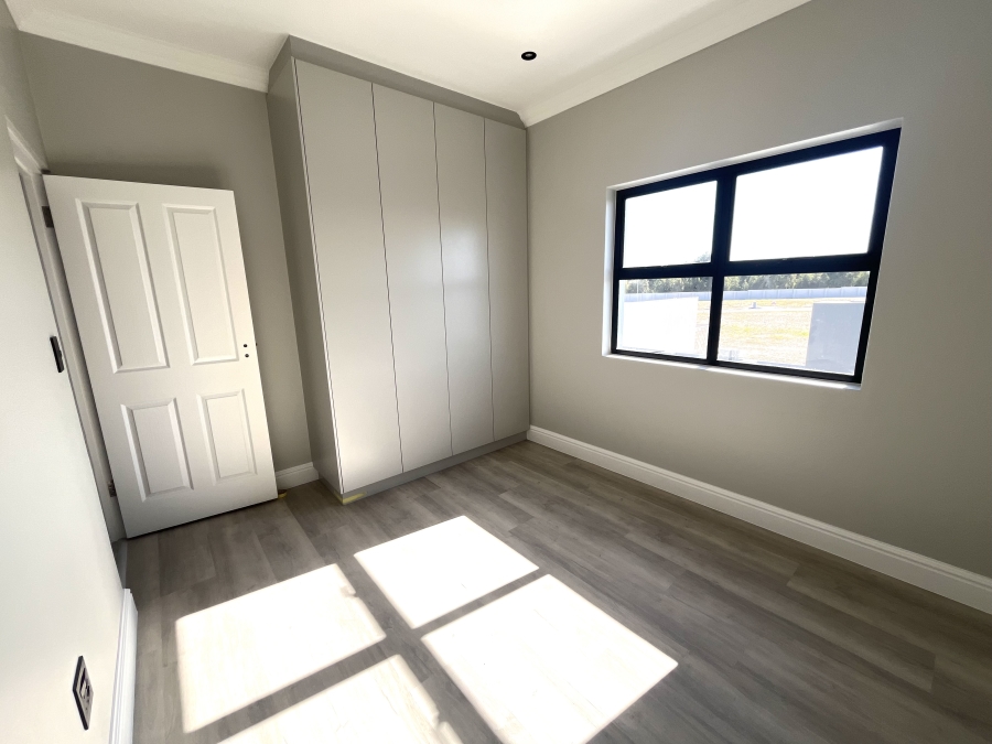 4 Bedroom Property for Sale in Sandown Western Cape